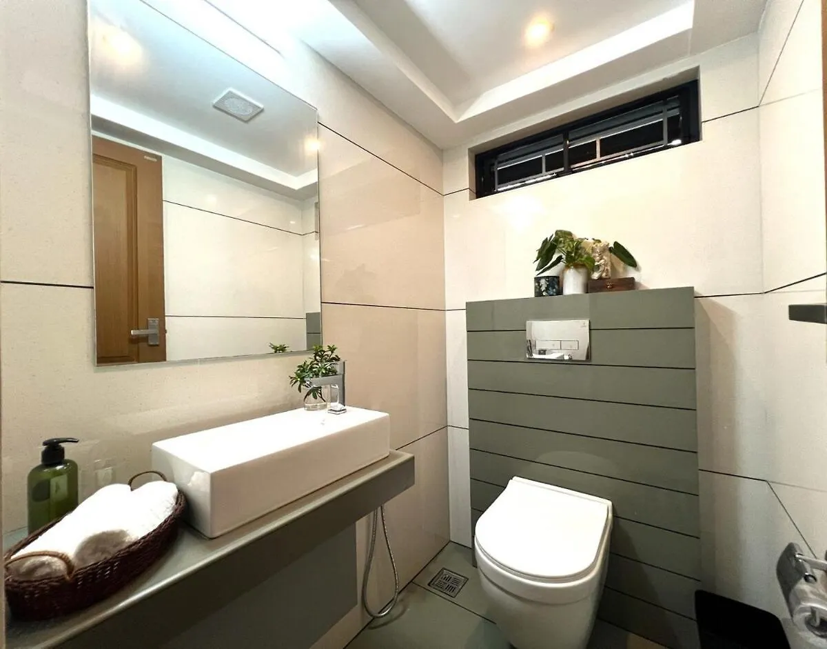 Colonial Charm Near Historic Fort Kochi Tatil Evi